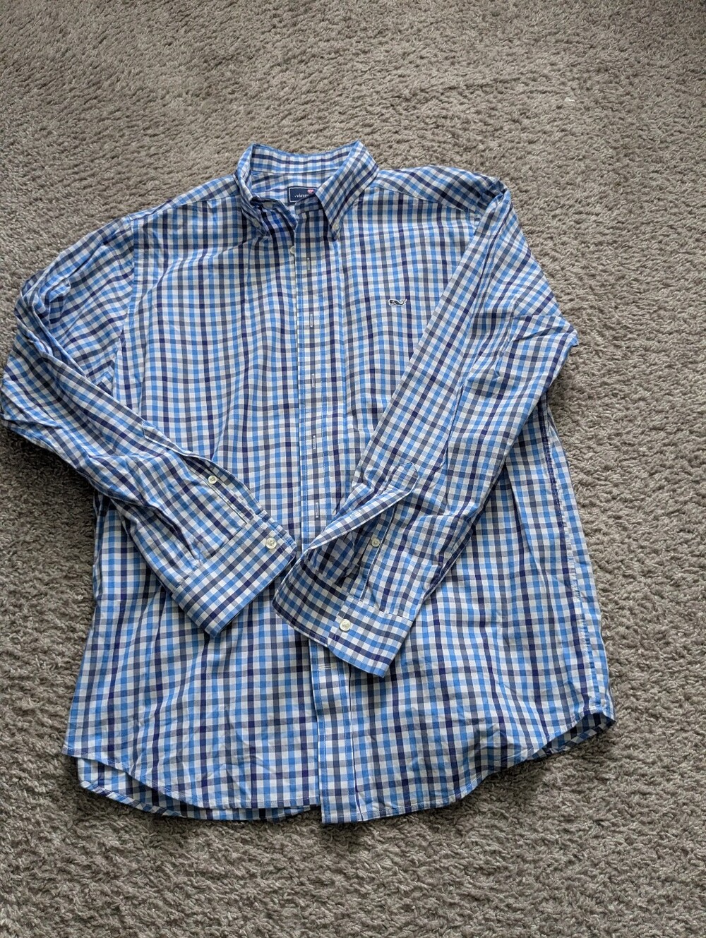 VINEYARD VINES